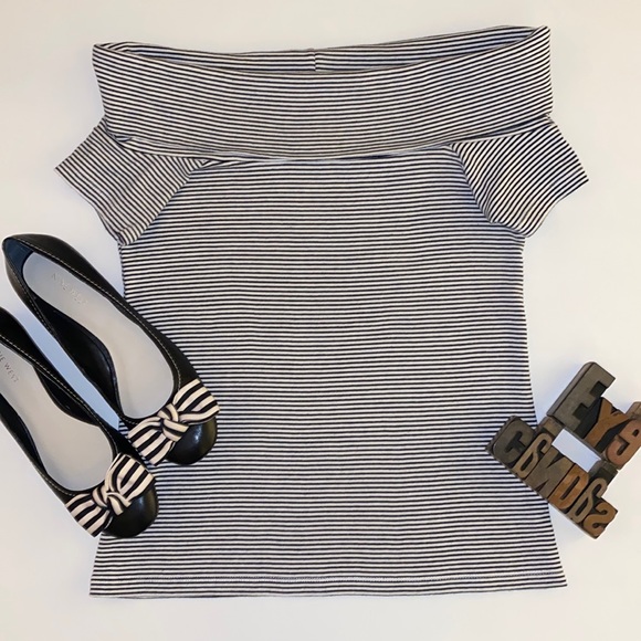 J. CREW Off the Shoulder Short Sleeve Striped T-Shirt - Picture 2 of 10